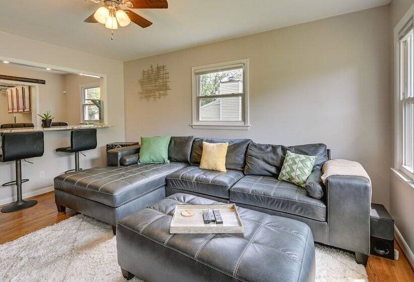 Greensboro Vacation Rental: 2 Mi To Downtown!