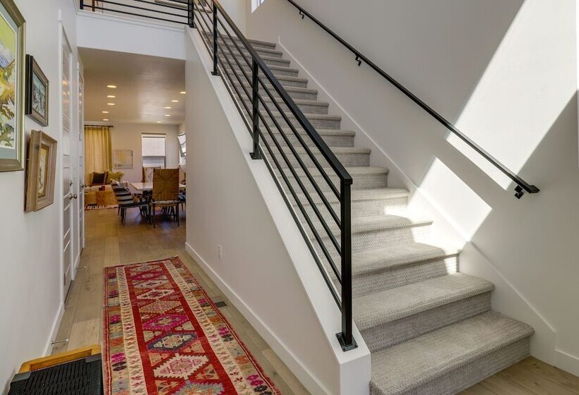 Heber Haven W/ Cozy Fireplace & Mountain Views!