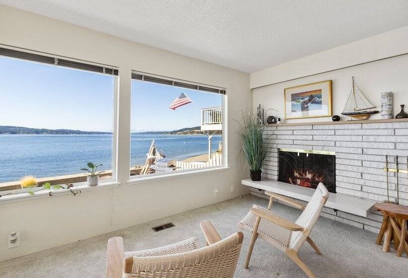 Beachfront Historical Home In University Place!