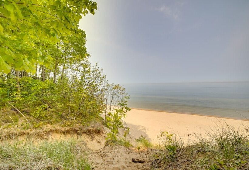 Holland Home W/ Fire Pit: Walk To Lake Michigan!