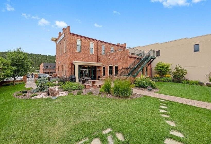 مسافرخانه The Kleemann House