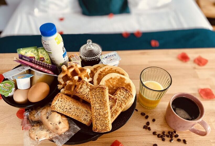 هتل 26 Rue Du Grand Maurian