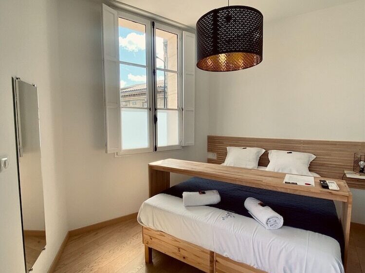 هتل 26 Rue Du Grand Maurian