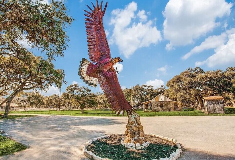 ホテル Eagles Landing Lodge Private Suites And Group Lodging