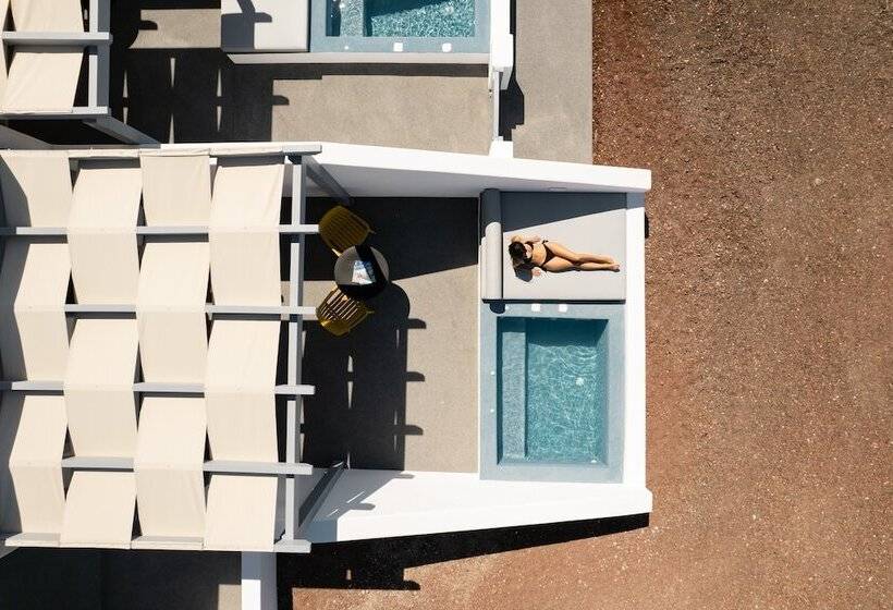 Отель El Destino Suites