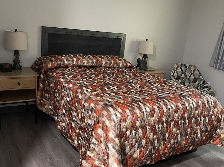 فندق Hamburg Inn & Suites