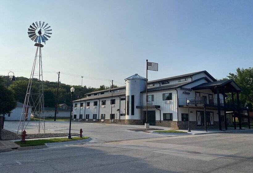 فندق Hamburg Inn & Suites