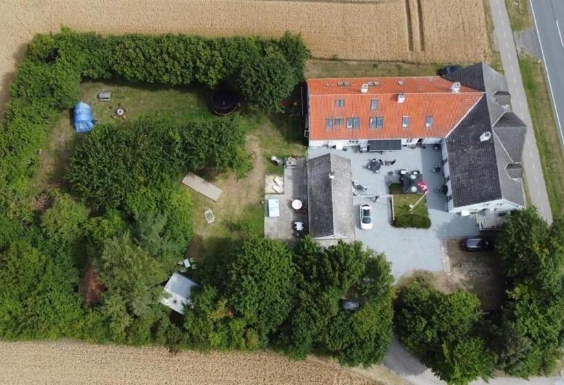 هتل Marielyst Sleep´n Go