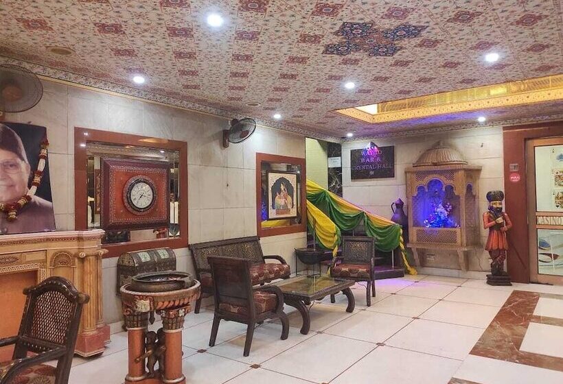 בית מלון כפרי Melrose Inn