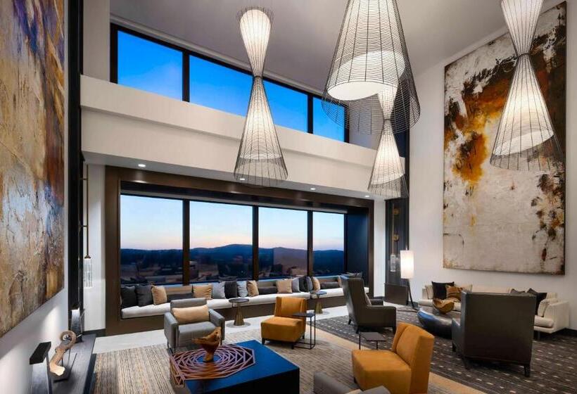 酒店 Red Hawk Resort & Casino