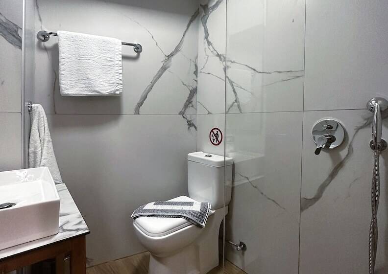 בית מלון כפרי Rodosrooms