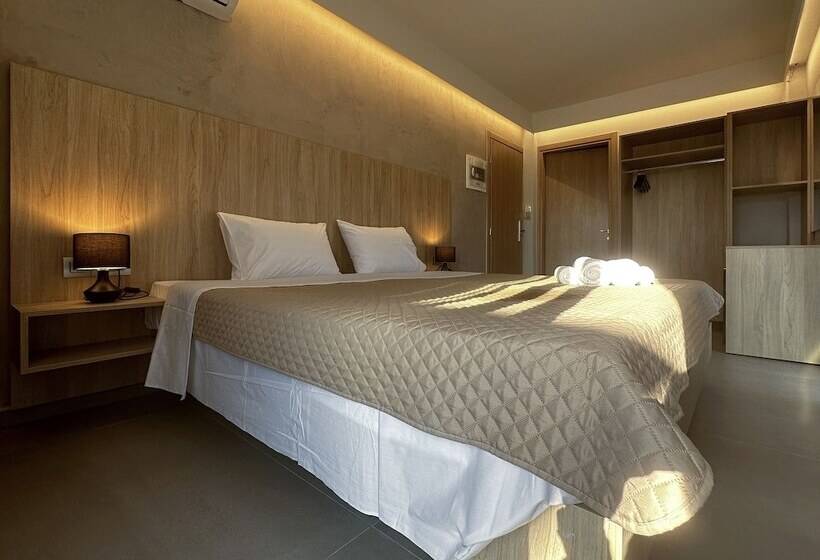 בית מלון כפרי Rodosrooms