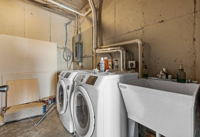 فندق ريفى Cheyenne River Ranch With Hot Tub