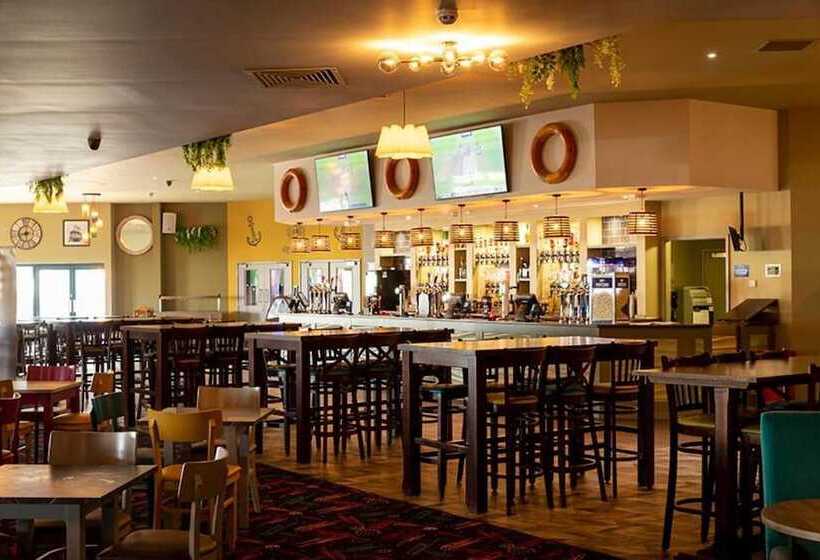 בית מלון כפרי 6 Berth Holiday Home At Seawick Holiday Park