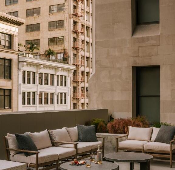 فندق Sonder The Winfield