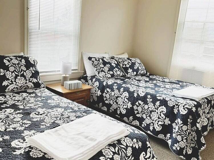 فندق Stoner S Mansion House