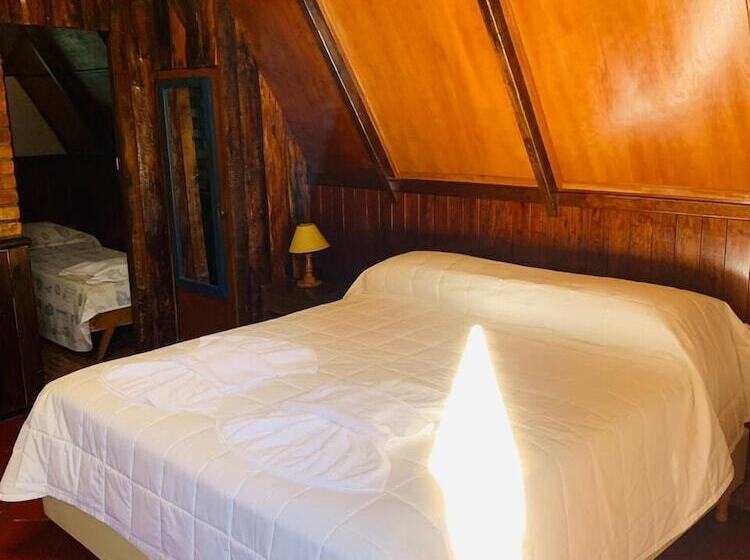 בית מלון כפרי Suizo