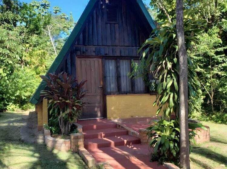 בית מלון כפרי Suizo