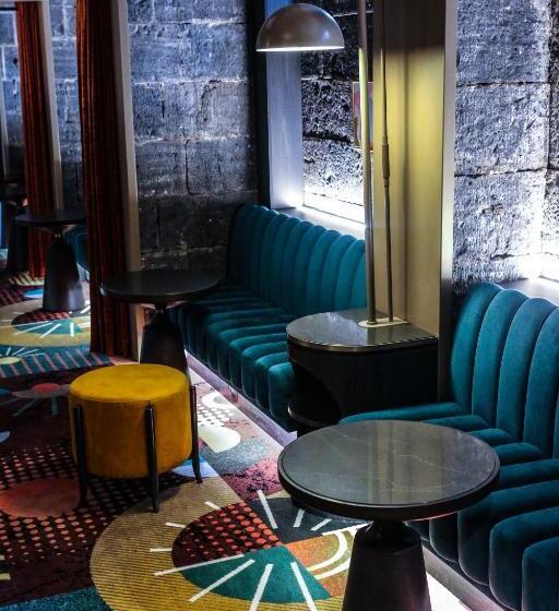 호텔 The Interlude