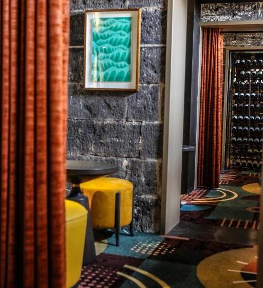 호텔 The Interlude