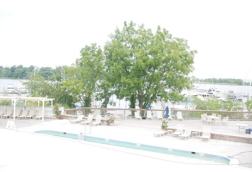 فندق The Lodge At Great Oak Landing