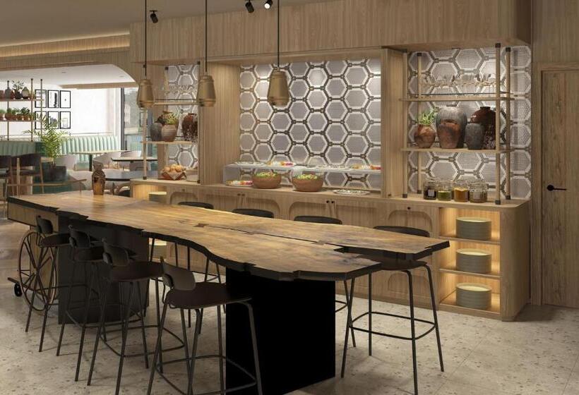 ホテル The Reach At Piccadilly, Manchester, A Tribute Portfolio