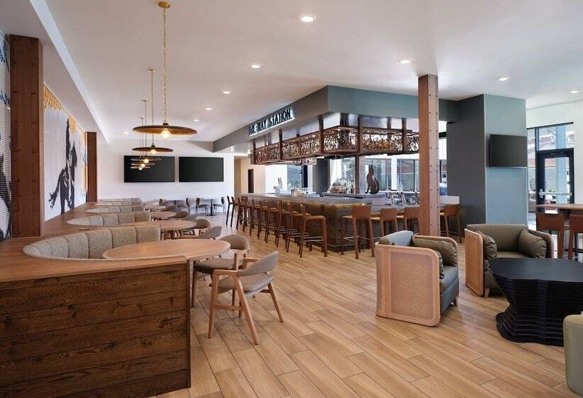 Отель Towneplace Suites By Marriott Tempe