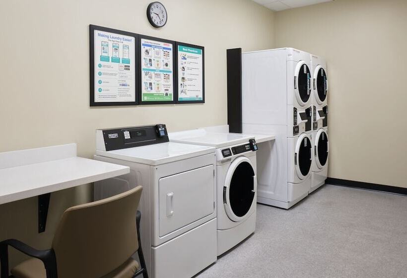 Отель Towneplace Suites By Marriott Tempe