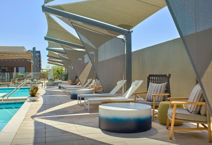 Отель Towneplace Suites By Marriott Tempe