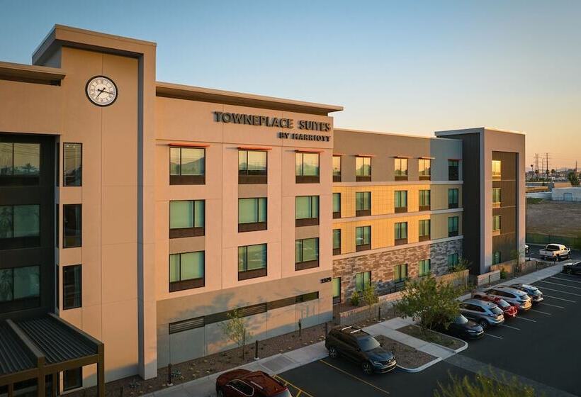 Отель Towneplace Suites By Marriott Tempe