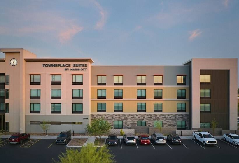 Отель Towneplace Suites By Marriott Tempe