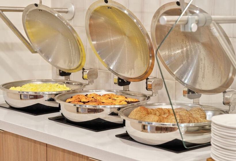 Отель Towneplace Suites By Marriott Tempe