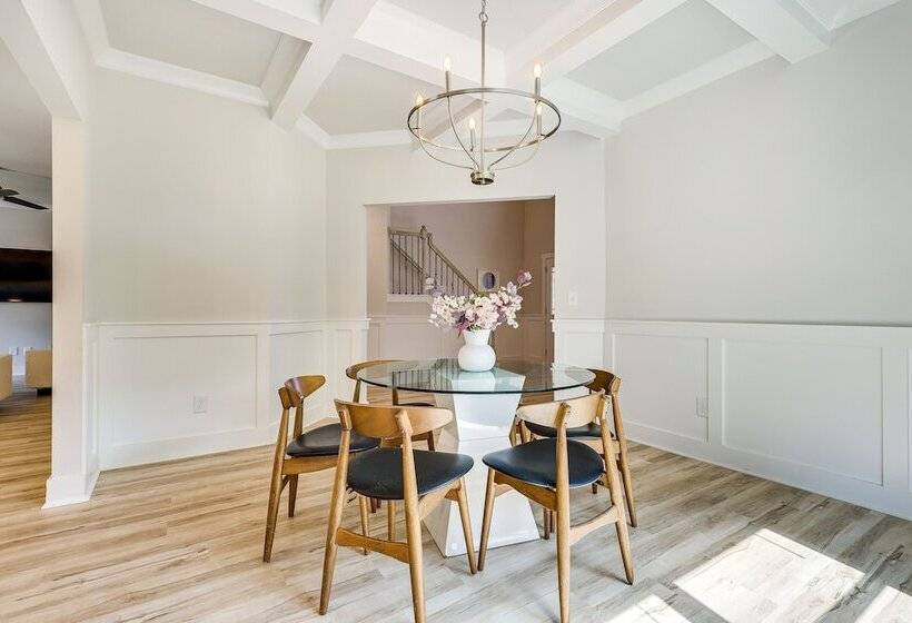 Huntsville Oasis W/ Basketball Court & Patio!