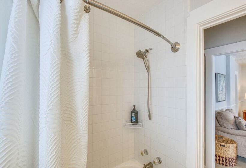 Hyde Park Home W/ Fire Pit: Near Hiking Trails!