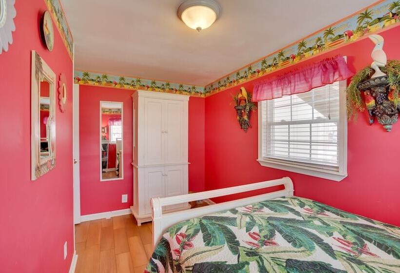 Jersey Shore Retreat Near Wildwood Boardwalk!