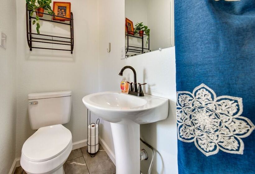 Jonesboro Retreat Near Arkansas State University!