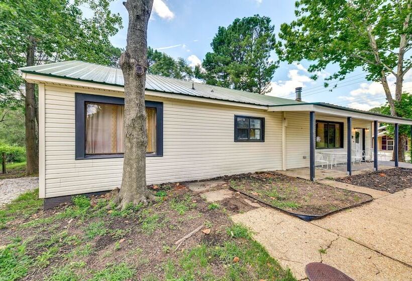 Jonesboro Retreat Near Arkansas State University!