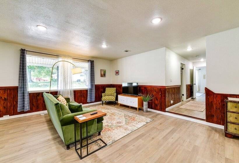 Jonesboro Retreat Near Arkansas State University!