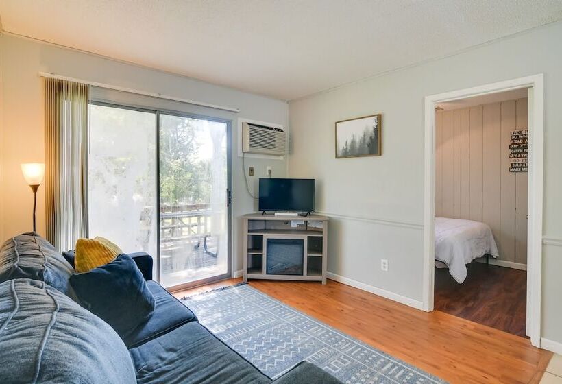 Kimberling City Home: Boat Slip & Lakefront Bliss!