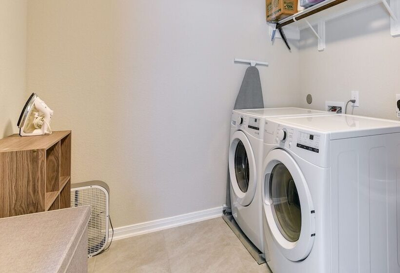 La Porte Home W/ Balconies: Walk To Beach!