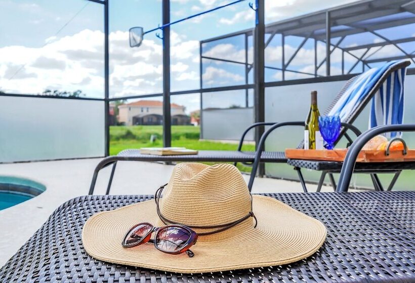 Lake View Getaway: Pool, Game Room, Theming!