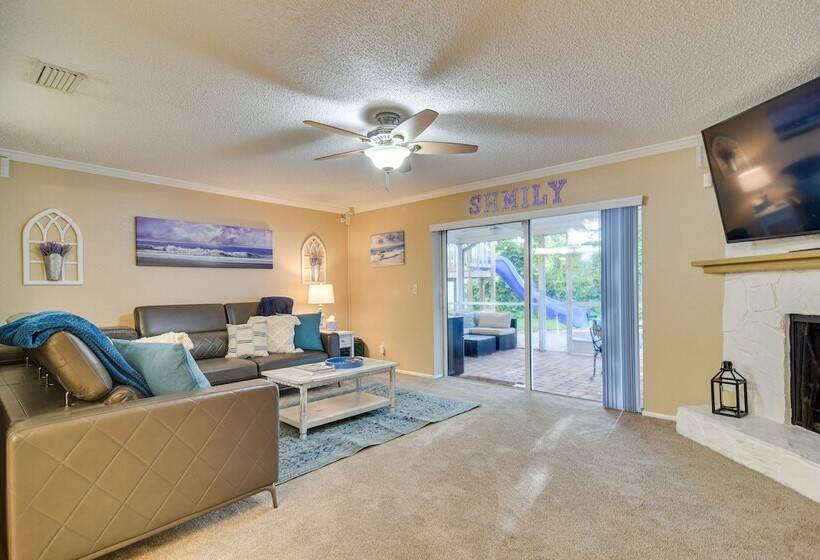 Largo Retreat W/ Private Pool, Slide & Treehouse!