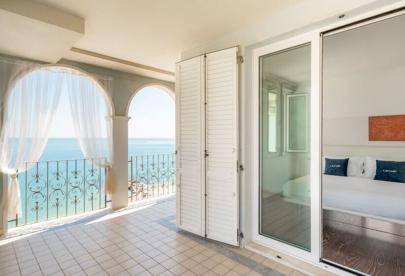 Life Hotel Seaview & Spa