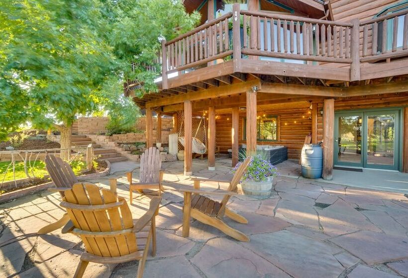 Heated Pool + Mtn Views: Log Cabin In Parker!