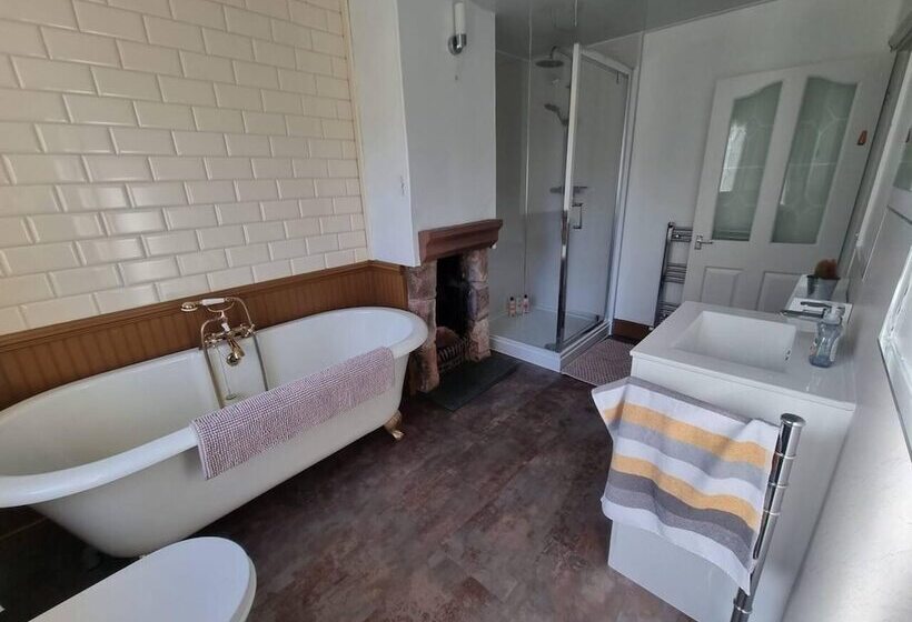 Lovely 2 Bed Cottage In Saint Bees Ca Lola