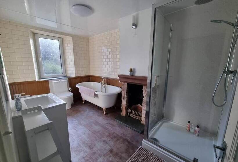 Lovely 2 Bed Cottage In Saint Bees Ca Lola