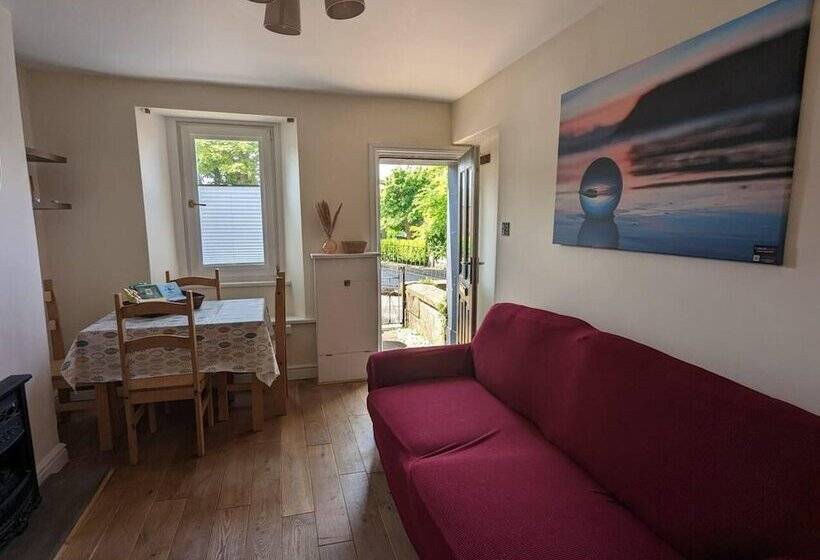 Lovely 2 Bed Cottage In Saint Bees Ca Lola