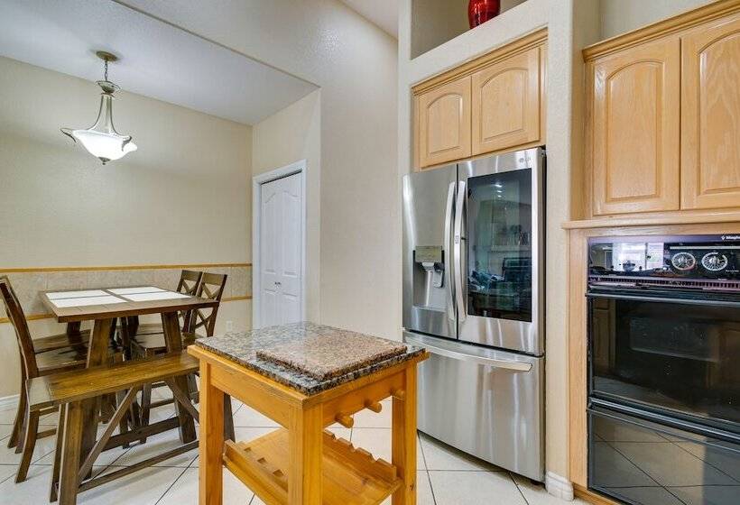 Luxe Yuma Home With Private Pool!