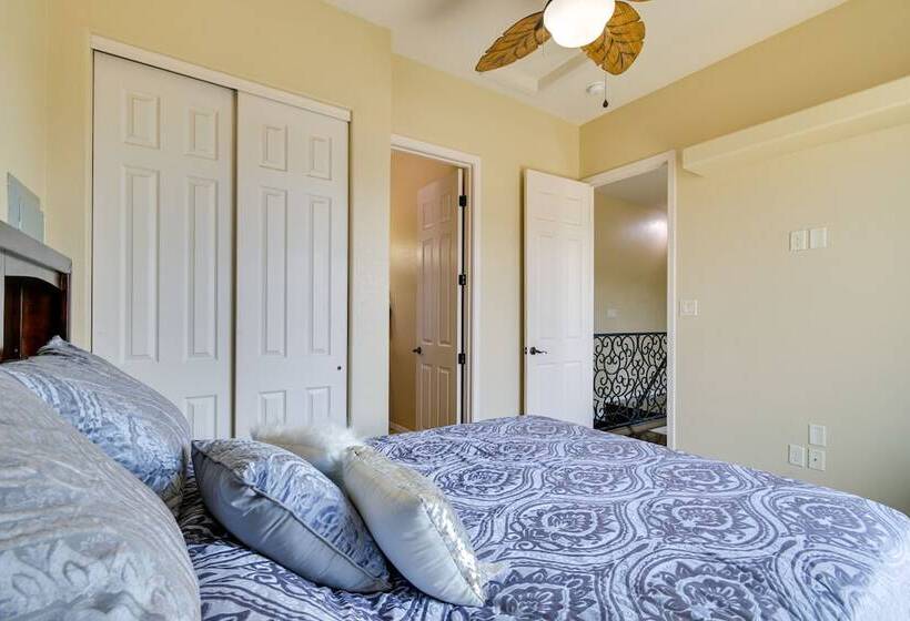 Luxe Yuma Home With Private Pool!