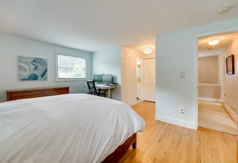 Luxurious Bloomfield Hills Oasis W/ Pool & Spa!